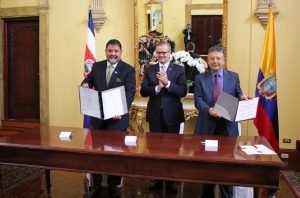 Costa Rica y Ecuador se dan la mano para combatir tráfico ilícito y delincuencia transnacional