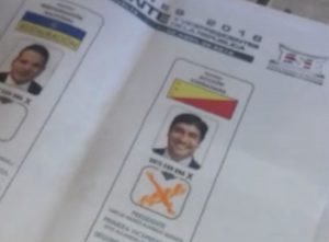 TSE confirma que papeletas encontradas en Grecia fueron olvidadas