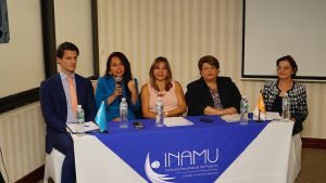 Lanzan política pública para desarrollar las Mipyme de mujeres