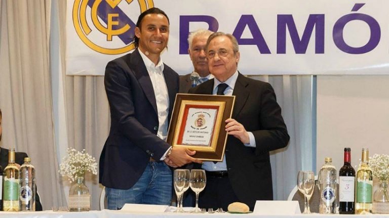 Florentino Pérez: “Vas a estar con nosotros muchos años”