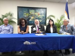 Restauración Nacional deja claro en reunión con el PAC la no participación en el Gobierno