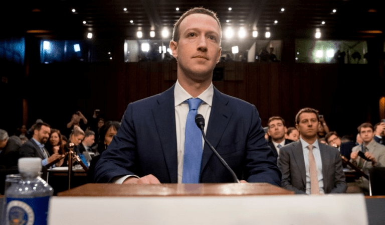 Zuckerberg asume responsabilidad sobre escándalo de Facebook