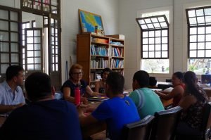 Gobierno brinda apoyo a familias que perdieron casas tras huracán Otto en Bagaces