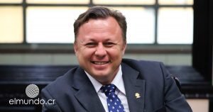 Dolanescu: No entiendo por qué los “pipi-progres” arman un escándalo en redes por una carroza