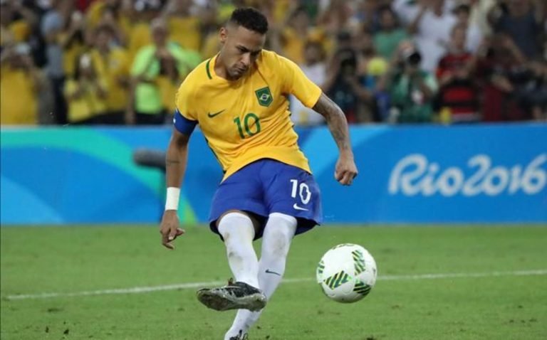 Neymar podría regresar a las canchas antes de lo previsto