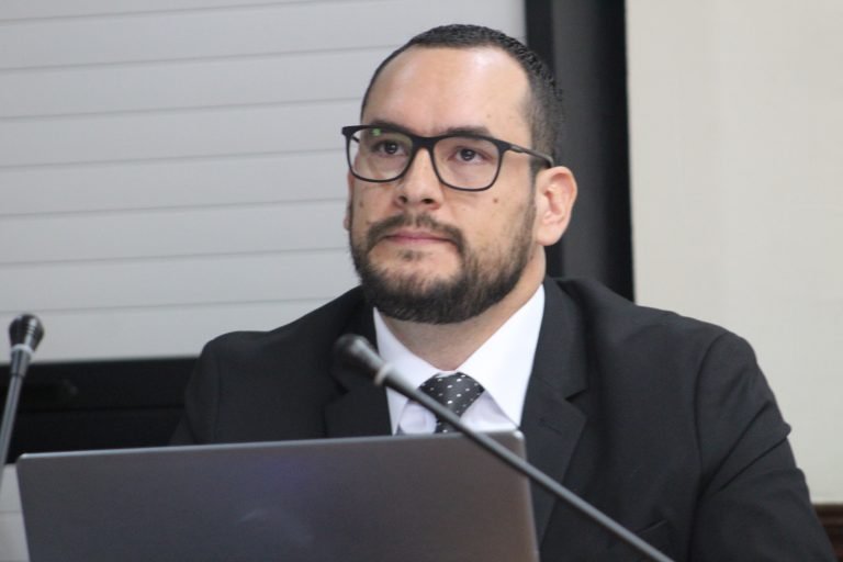 Presidente del Sinart: Si alguien quiere mi puesto, que lo diga y no utilice calumnias