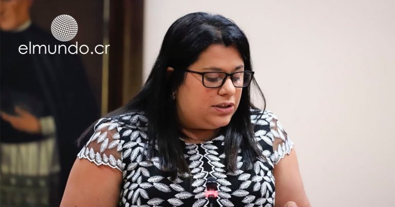 Paola Vega: Haré lo posible para archivar proyecto sobre elevar penas por aborto