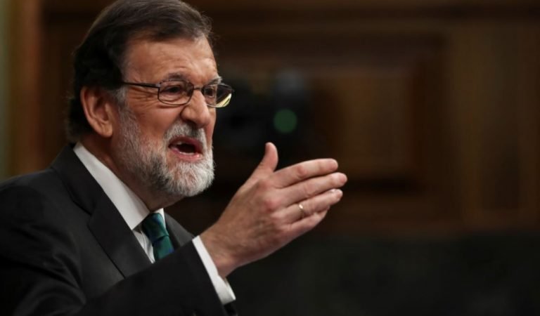 Rajoy enfrenta moción de censura en el parlamento español