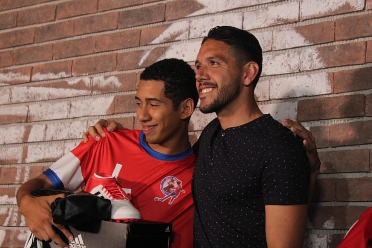 Adidas patrocina el calzado de la Selección de Fútbol No Vidente de Costa Rica