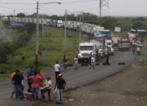 Panamá pide a camioneros suspender viajes a Nicaragua