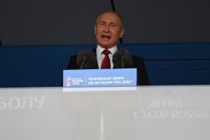 Putin: En nuestro país no es el deporte más popular pero los rusos amamos el fútbol y queremos hacerlo bien