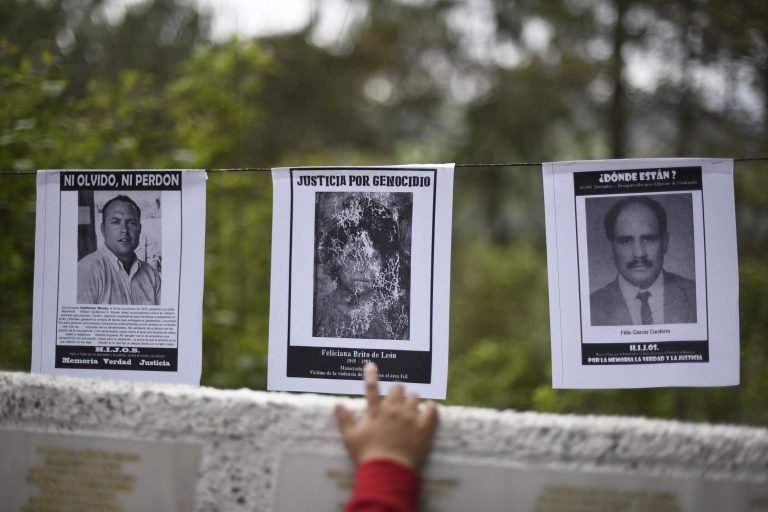 Indígenas guatemaltecos mantienen sueño por encontrar desaparecidos durante guerra