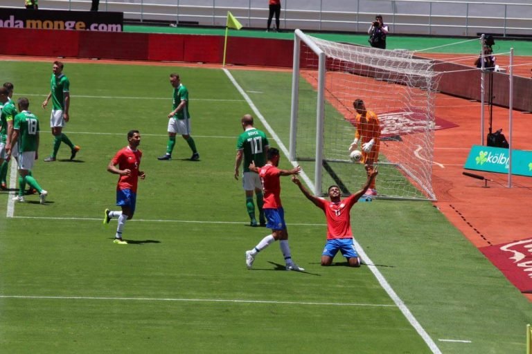 ¡Estamos listos! La Sele se despide de su afición con goleada ante Irlanda