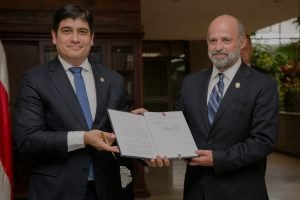 Aprueban moción para que ministro de Ambiente explique situación de Crucitas