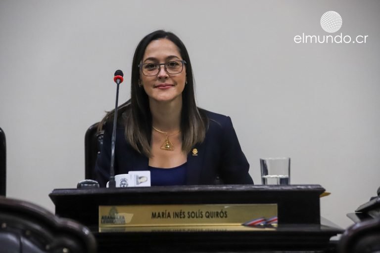 María Inés Solís: Promulguemos mayor apertura comercial como medida de reactivación económica