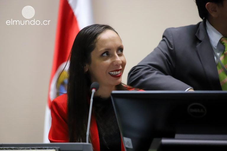 Carolina Hidalgo califica primera legislatura como una de las más productivas de últimos 20 años