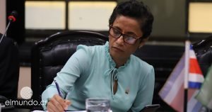 Diputada León presenta carta al Presidente para agilizar la modernización de la ruta 32