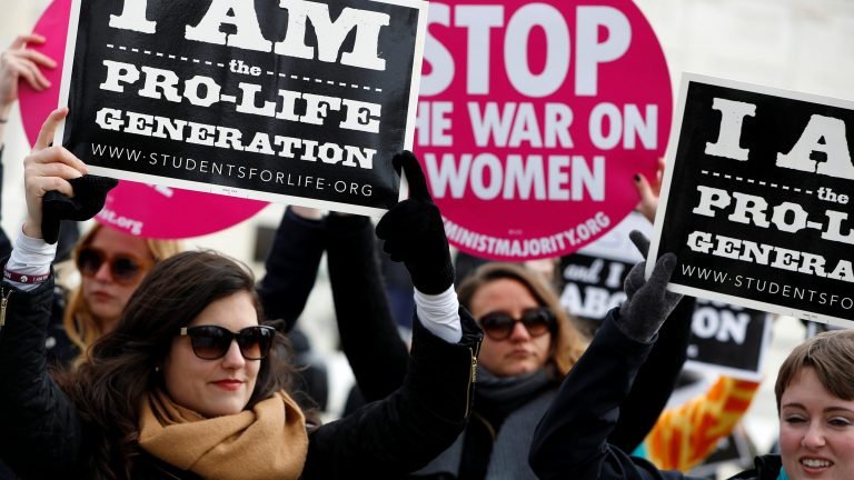 Victoria judicial en Corte Suprema de EEUU para movimiento antiaborto