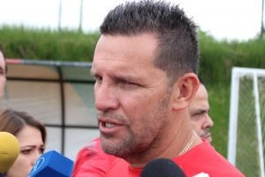 Alajuelense veta al árbitro del Clásico: “No queremos más a Hugo Cruz”