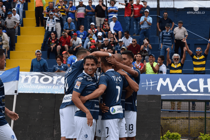 Cartaginés da dos jugadores a liga de ascenso