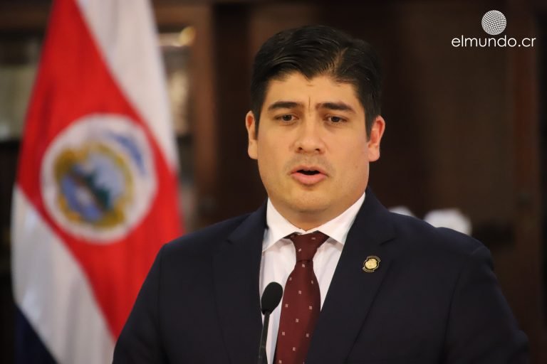 Carlos Alvarado visitará cantones más afectados por inundaciones