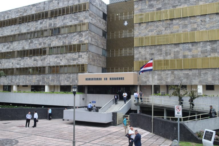 Sistema penal se ahoga: la mayoría de los casos se desechan antes de llegar a juicio