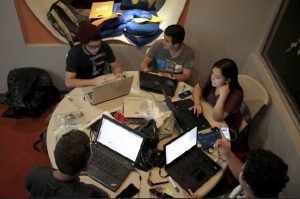 Jóvenes costarricenses desarrollarán proyectos de innovación tecnológica e impacto social