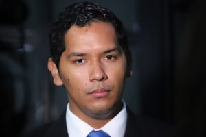 Gustavo Viales presenta proyecto de cero tolerancia a la evasión fiscal