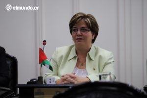 Shirley Díaz propone que turistas que entren al país cuenten con un mínimo de $500