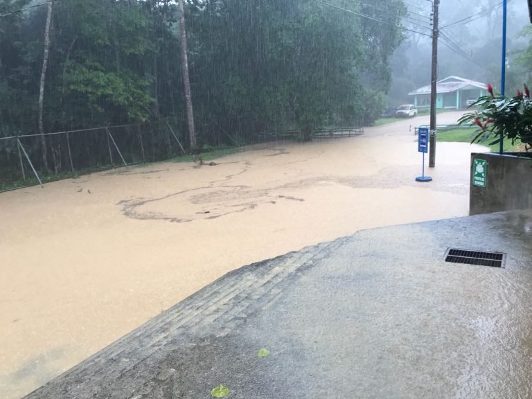 Equipo médico móvil de la CCSS visitará cuatro comunidades indígenas afectadas por las lluvias