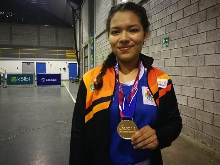 Dilany López en tercer intento consigue medalla de oro para Puntarenas en Boxeo