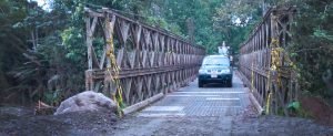 Vecinos de Bribrí-Shiroles volvieron a comunicarse gracias a rehabilitación de puente