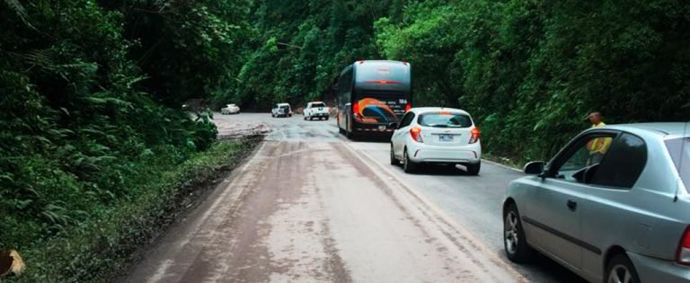 Rutas por Vuelta de Kopper, Turrialba y Vara Blanca permitirán salir y entrar a Limón