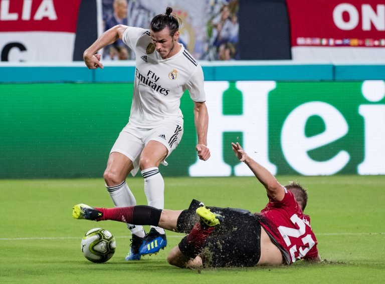 Manchester United vence 2-1 al Real Madrid en el debut de Lopetegui