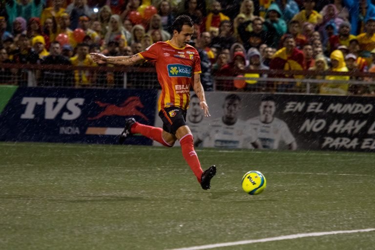 Herediano obtiene sufrida clasificación en la Liga Concacaf ante el Santa Tecla