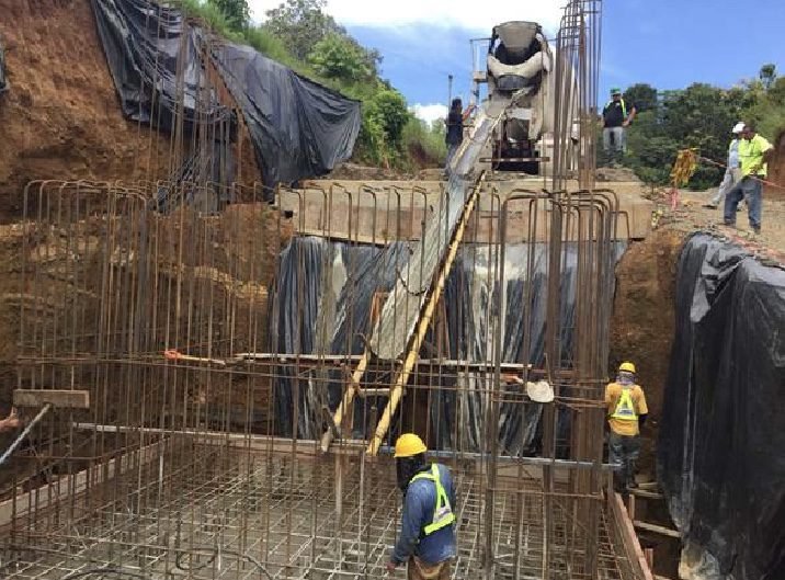 Avanza puente que será la puerta de entrada a Bahía Drake