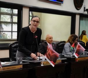 Comisión no avala rebaja de recursos a CEN-CINAI  ni crear más plazas en Hacienda