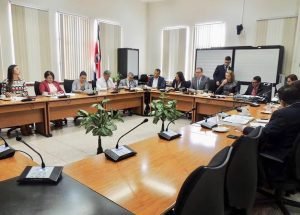 Diputados ven viable iniciar diálogo sobre segunda ley de transferencias a municipios