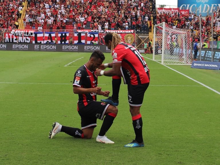 ¡Reviva lo mejor del Clásico Nacional en imágenes!
