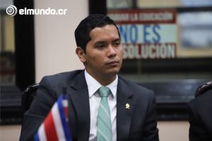 Viales propone eliminar la tarifa privilegiada de los vehículos de carga pesada