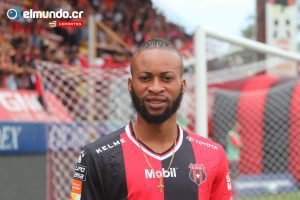 Maalique Foster será el sacrificado en Alajuelense y lo enviarían a préstamo a la MLS