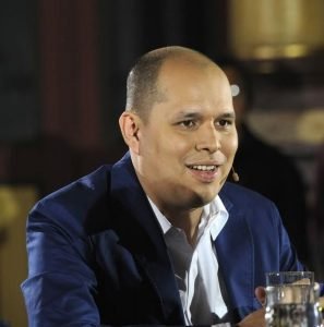 Jhon Vega critica a Sergio Mena por ser mediador de empresa que no ha pagado aguinaldos