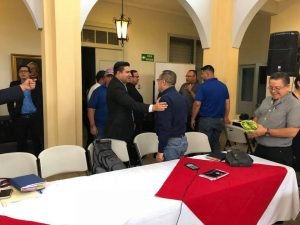 Gobierno y sindicatos retoman quinta reunión de negociaciones