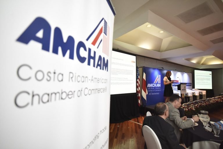 AmCham exige al Gobierno medidas significativas para combatir el gasto