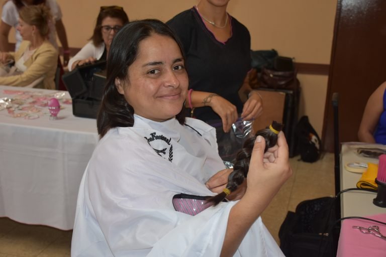 Tibás celebra el Día Mundial contra el cáncer de mama