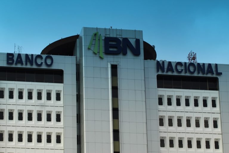 Banco Nacional cierra de forma temporal oficinas ubicadas en centros comerciales