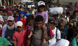 Más de 7 mil migrantes avanzan por México para llegar a EE.UU.