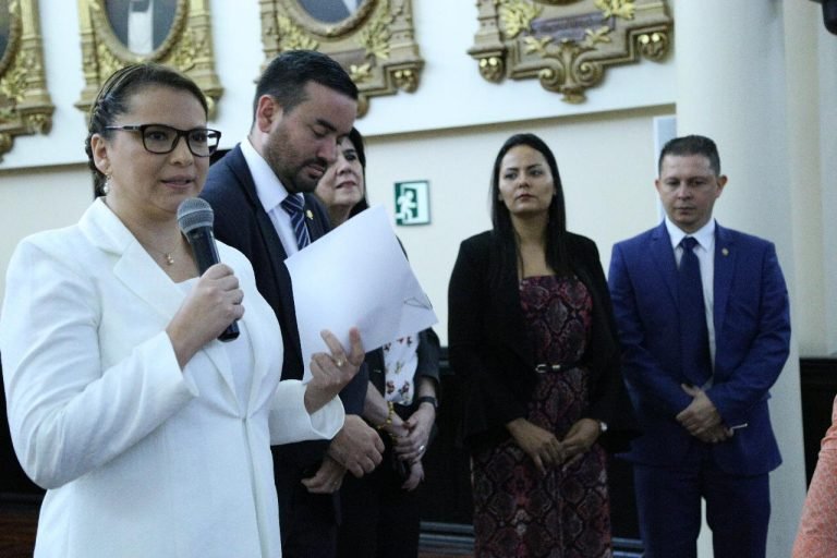 Carmen Chan presenta proyecto para promoción de turismo médico