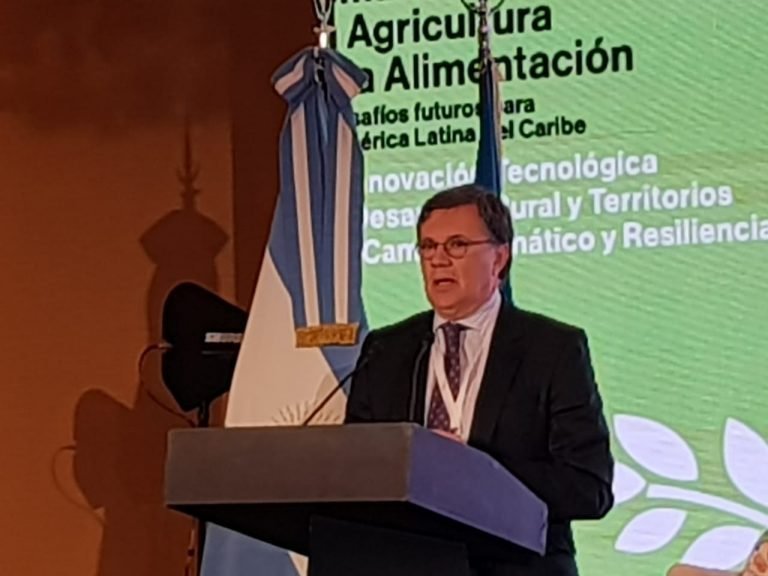 Director general IICA: Agricultura familiar es una oportunidad para dinamizar territorios rurales