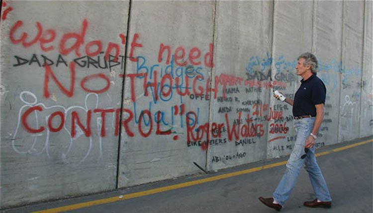Roger Waters: Medias Tintas, Medias Verdades